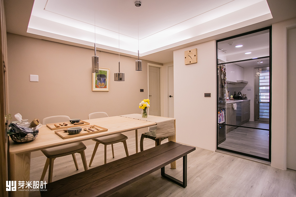 木質調設計用餐區-台中室內設計公司