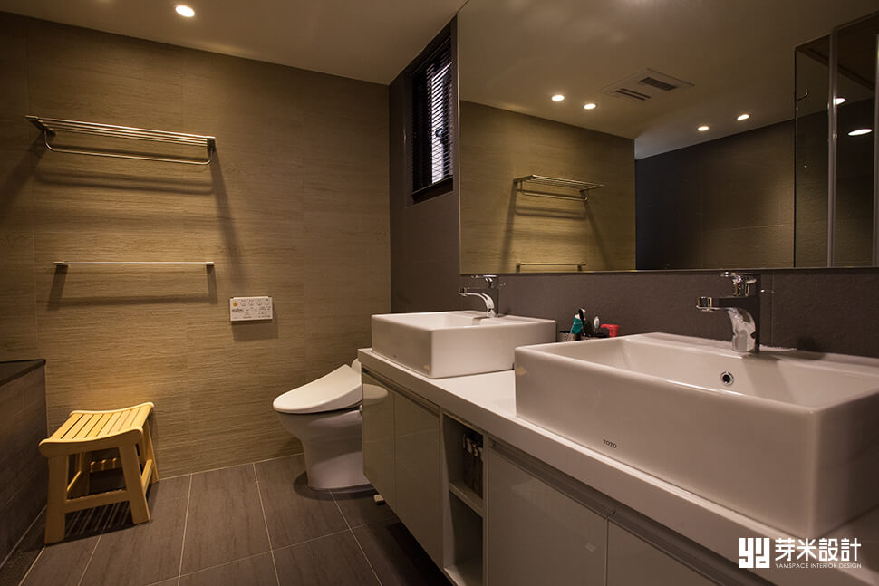 暖色系浴廁燈光-台中室內設計推薦