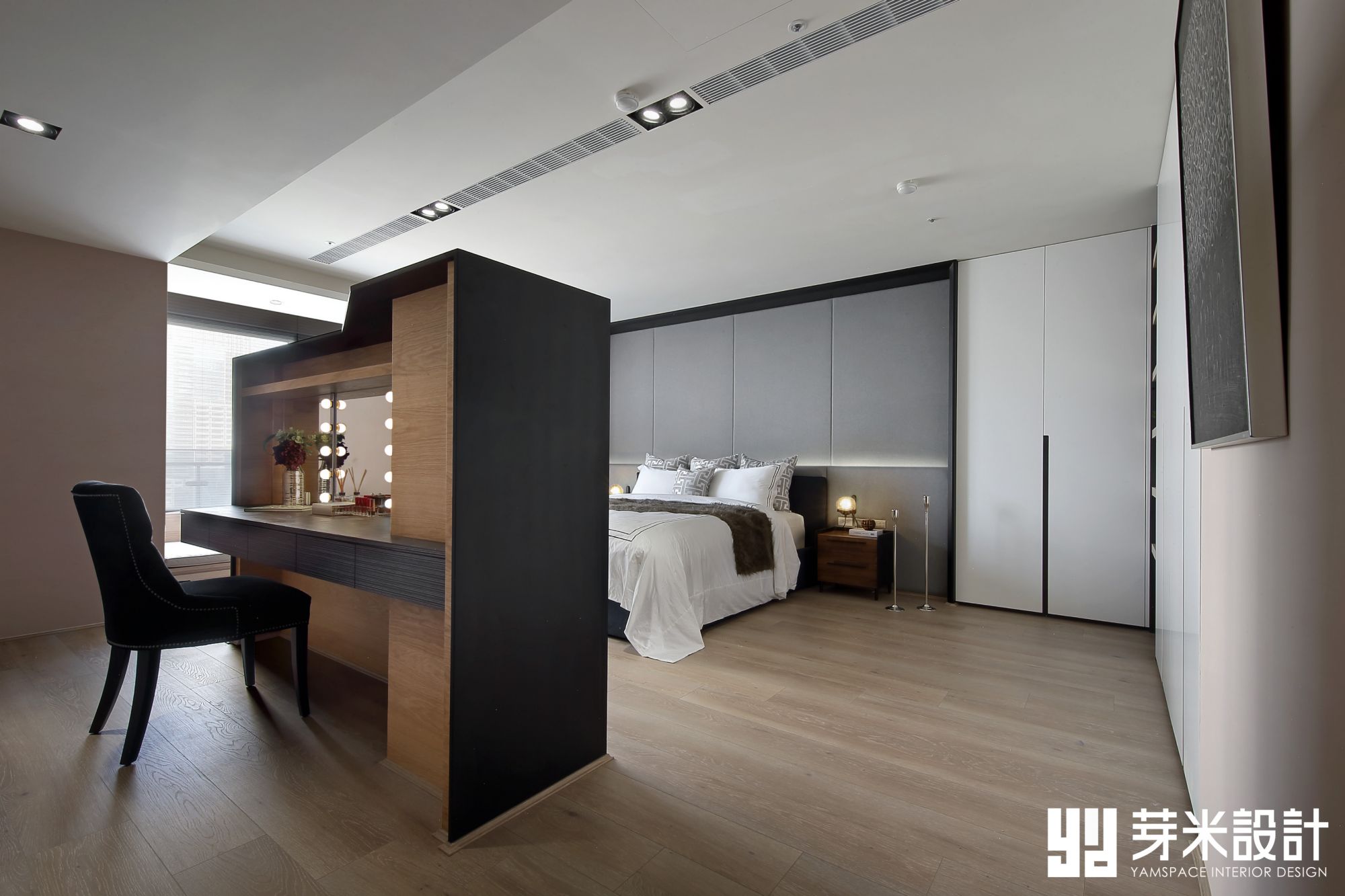 利用線條分割可以讓臥室更特別-台中室內設計公司